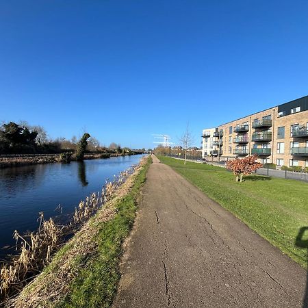 Elegant Entire Home In Dublin'S Royal Canal- Peaceful & Central المظهر الخارجي الصورة